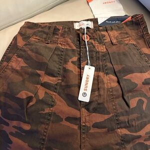 Sundry Women’s  Camouflage Pants